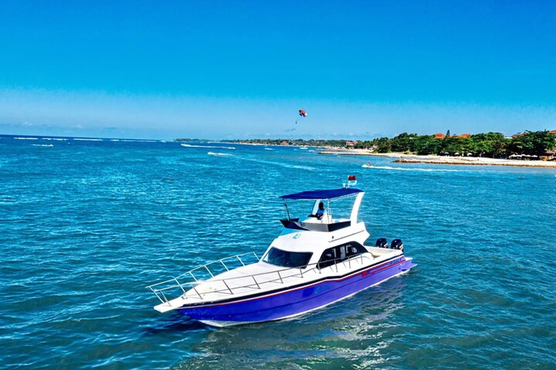 Accura 39 - Private Boat Nusa Penida Tour