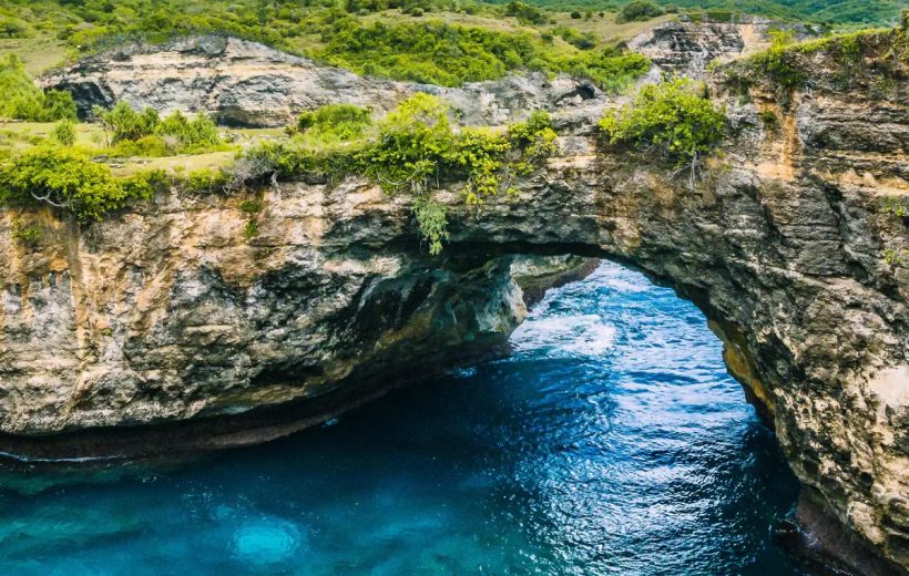 Nusa Penida Tembeling Natural Pool, Beach & Forest : All Inclusive